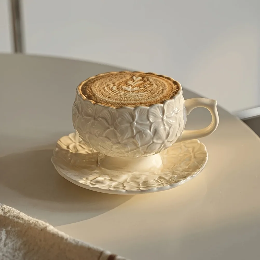 Coffee Tea Gift - フランスのクリームレリーフコーヒーカップセット カフェアフタヌーンティーコーヒーカップ レトロカプチーノ花柄カップ ユニークな創造性ギフト