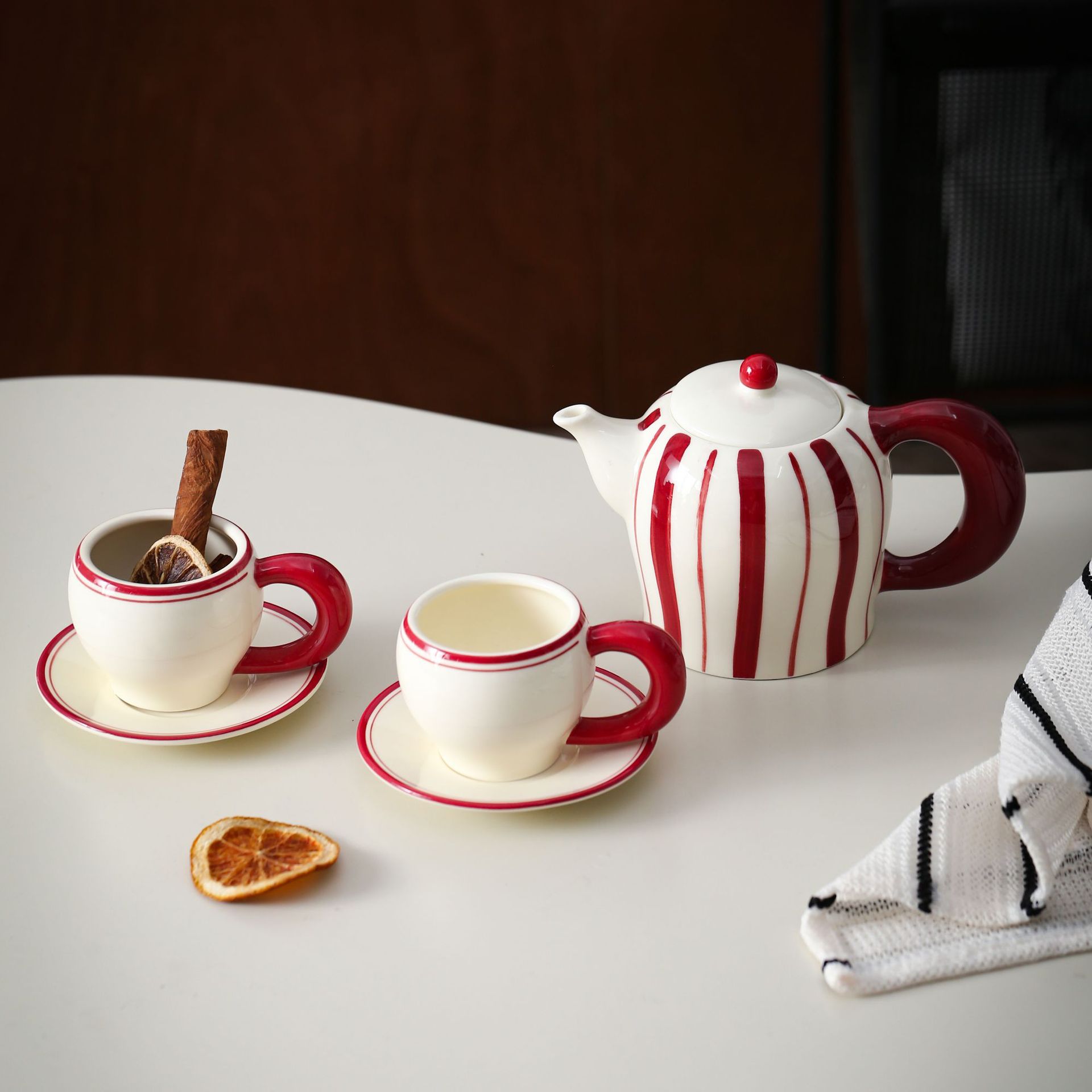 Coffee Tea Gift - ヴィンテージ陶器製コーヒーカップ＆ソーサーセット（ハンドル付きティーポット、ティーカップセット、コーヒーアクセサリー、キッチン用ドリンクウェア、ホームデコレーションギフト）
