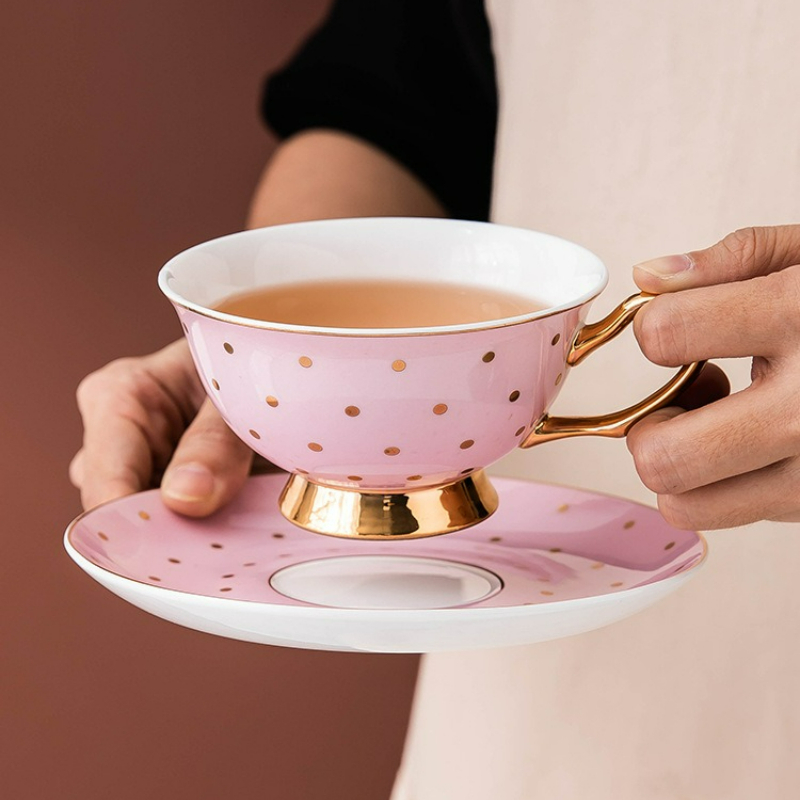 セラミックピンクコーヒーマグカップ、ディッシュティーカップ付 - Coffee Tea Drink のレビューと価格
