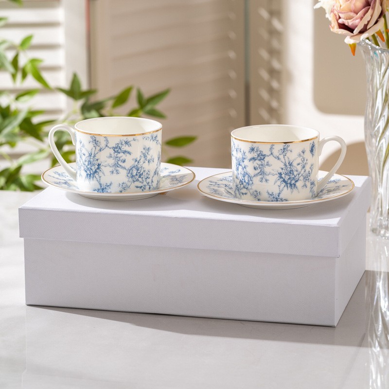 新しいヨーロッパ製ボーンチャイナコーヒーカップとプレートセッ - Coffee Tea Love のレビューと価格